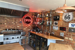 Outside-entaining-and-bar